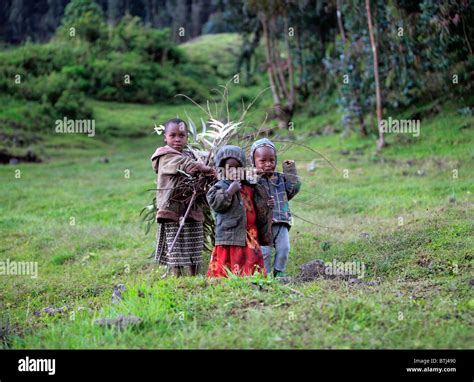 Hutu People Stock Photos & Hutu People Stock Images - Alamy