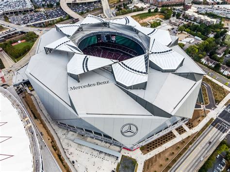 Atlanta stadium by HOK hosts NFL games under retractable "petals" # ...