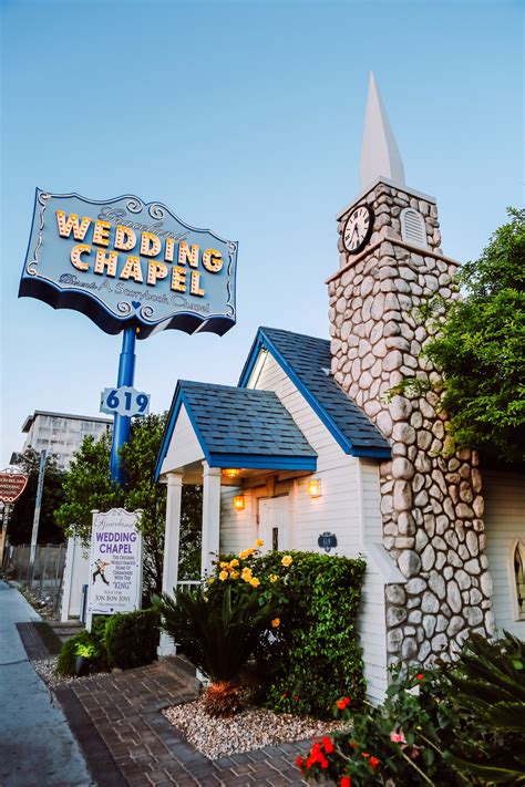 photographe-las-vegas-graceland-wedding-chapel (13) | Floriane Caux ...