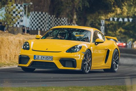 Porsche 718 Cayman GT4 lap time at Nürburgring Nordschleife ...