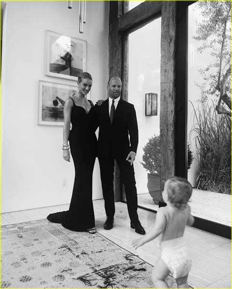 Rosie Huntington-Whiteley Shares Cute Family Photos with Jason Statham ...