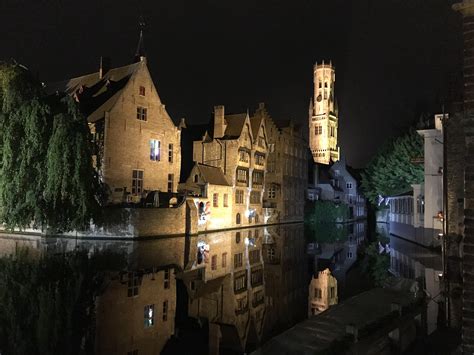 Bruges (Belgium) by night : r/CityPorn