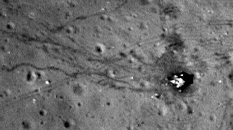 Probe pictures Moon landing sites - BBC News