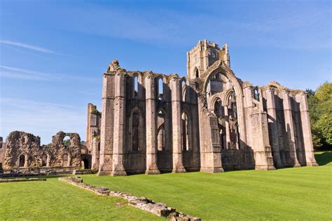 Fountains Abbey, North Yorkshire - Historic UK