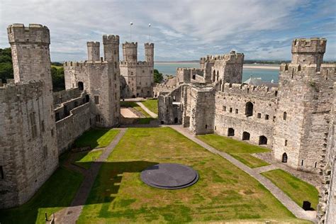 Caernarfon Castle (Carnarvon Castle), Caernarfon | Tickets & Tours - 2024