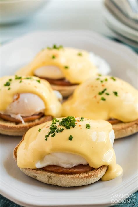 Eggs Benedict - Amanda's Cookin' - Eggs