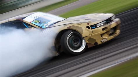 Awesome Car Drifting Hd Wallpapers Pictures ~ Car Wallpaper