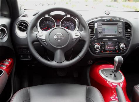 Sports Cars: Nissan juke interior