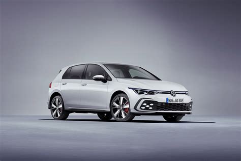 2021 Volkswagen Golf 8 GTE Hybrid Hot Hatch Hits 143 MPH in Autobahn ...