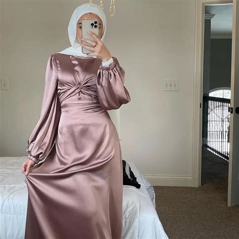 2023 Custom New Design Muslim Clothes Satin Islamic Dress - China Silk ...