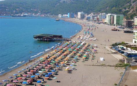 Shengjin Beach - Visit Albania