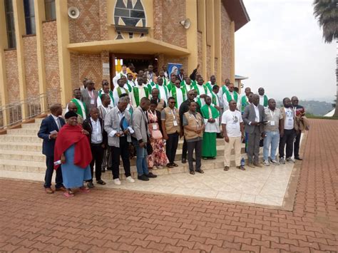 Kibeho: Pilgrimage of the directors of Radio Maria... - Le Canapé ...