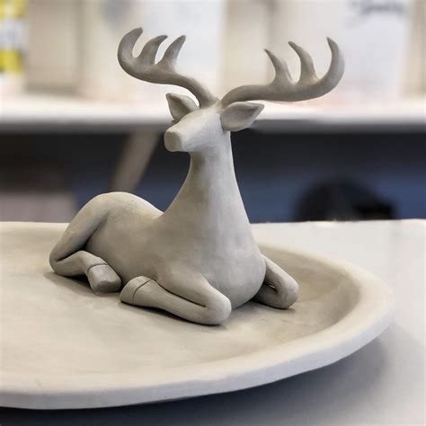 @mr_millys on Instagram: "Deer plate in progress 🦌" | Keramische kunst ...