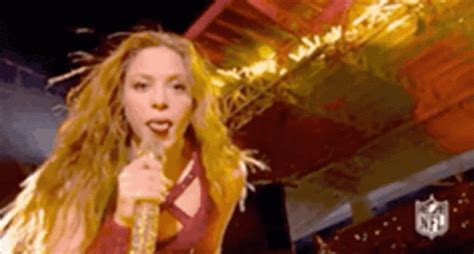 Shakira Super Bowl GIF - Shakira Super Bowl 2020 - Discover & Share GIFs