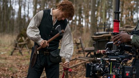 'Outlander': Our Favorite Behind-the-Scenes Moments Over 7 Seasons (PHOTOS)