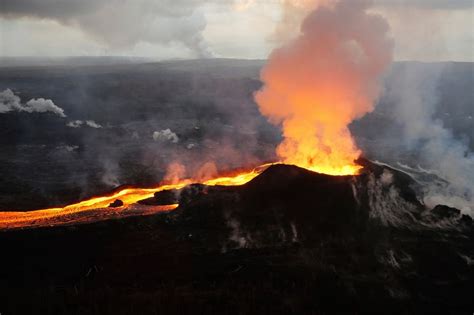 Hawaii's Kilauea volcano eruption could last for years, geologists warn ...