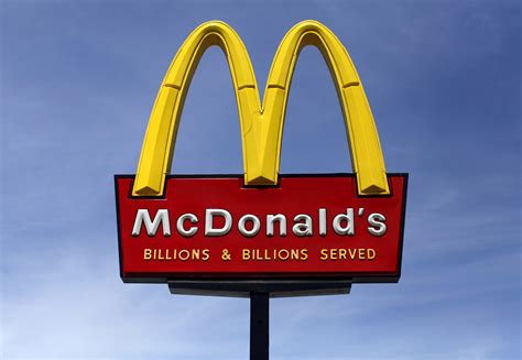 McDonald's franchise settles workers' COVID-19 lawsuit as U.S. cases ...