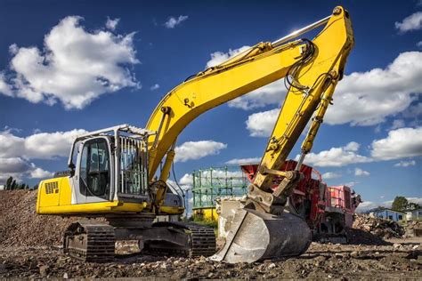 14+ Earthmoving Equipment List Background - Excavator Moving