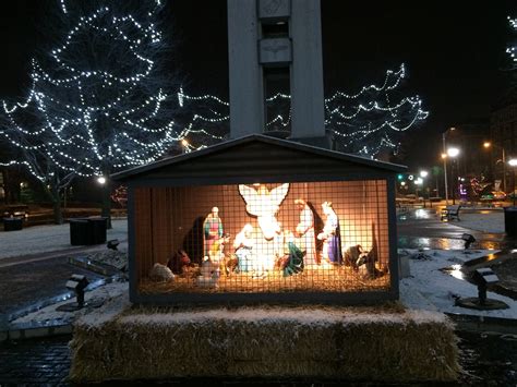 Photos: Scenes of Christmas Eve morning in Waterbury | Republican ...