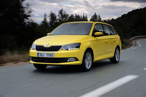 Skoda Fabia Estate review | Auto Express