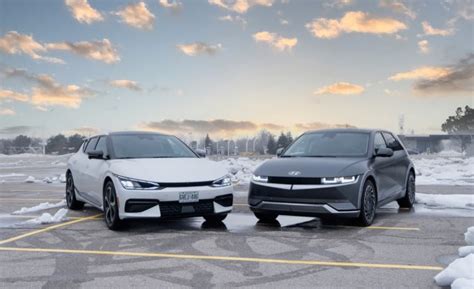 Kia EV6 vs Hyundai Ioniq 5 Comparison: Sibling Rivalry - Electric Car ...