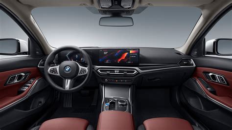 2022 BMW i3 eDrive35L China-G20 3 Series facelift preview-19 - Paul Tan ...