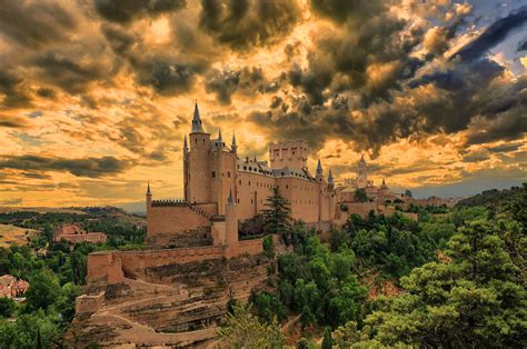 Alcázar of Segovia - Nomads Travel Guide