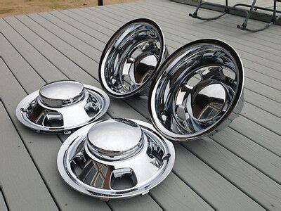 Rear Dodge 3500 Wheel Liner 2005-2006 Ram Truck 17" Hubcap Dually Wheel ...