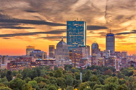 Boston, Massachusetts, USA downtown skyline over the park | Acorn ...