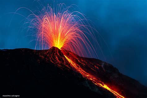 Wallpaper : types of volcanic eruptions, volcanic landform, geological ...