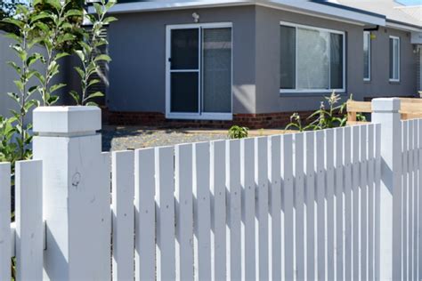 Enhancing Fence Designs | Softwoods - Pergola, Decking, Fencing ...