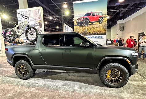 [SEMA 2022] Matte Dark Sage Green Rivian R1T Build by Doetsch Off-Road ...