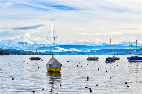 BEST THINGS TO DO IN ZURICH IN WINTER + TRAVEL TIPS - Arzo Travels