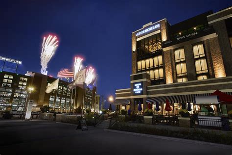 THE 10 BEST Hotels in Green Bay, WI for 2022 (from $72) - Tripadvisor