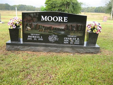 Pin by PastStoriesMemorials on Monuments | Cemetery monuments, Cemetery ...