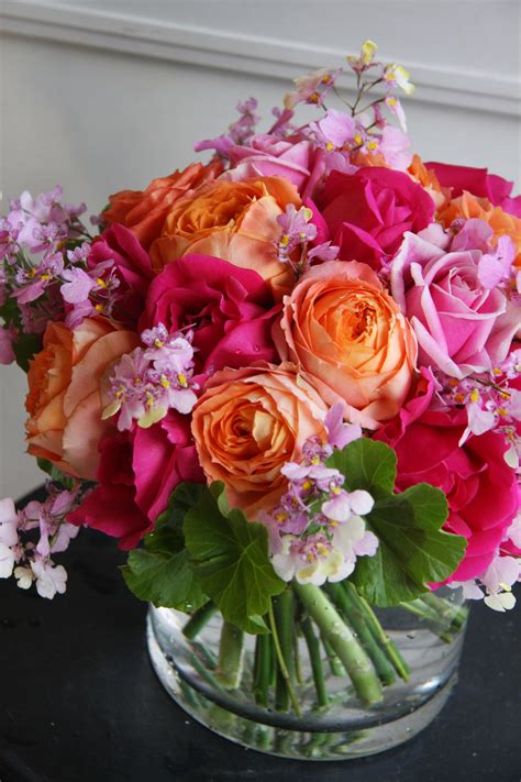 vivid pink+orange roses | Rose flower arrangements, Fresh flowers ...