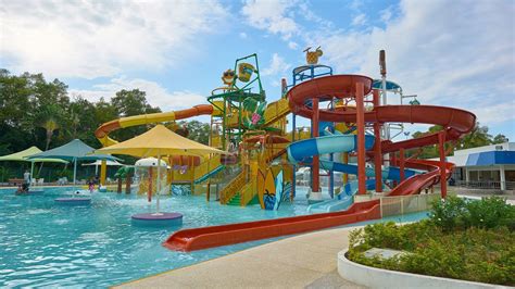 Jerudong Waterpark in Brunei - YouTube