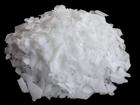 Polyethylene Wax (PE Wax) at best price in Kolkata by Shakambari ...