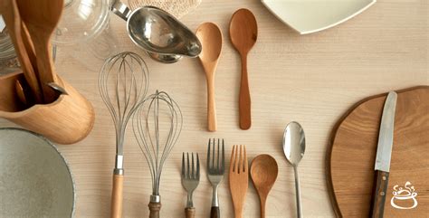 12 Essential Food Plating Tools For Every Home Kitchen