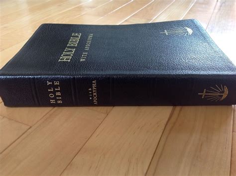 KJV Bible w/ Apocrypha, Genuine Leather, Large Print, Nelson | #1739090077