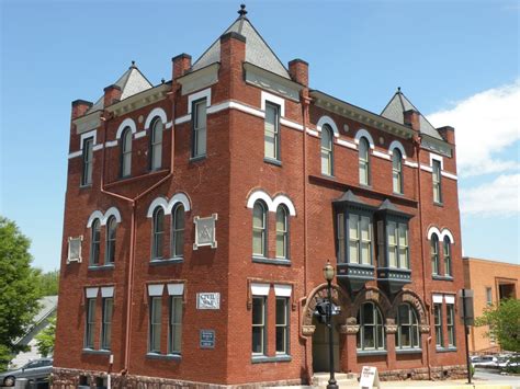 Bedford Museum and Genealogical Library - Museums - 201 E Main St ...