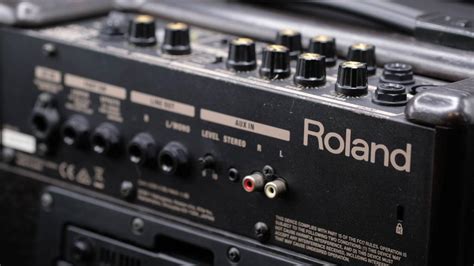 Roland Speaker Amplifier, Hobbies & Toys, Music & Media, Musical ...