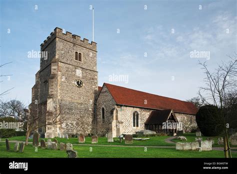 Cookham village hi-res stock photography and images - Alamy