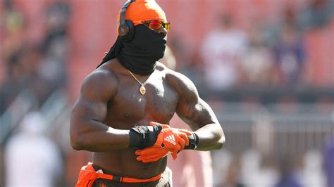 Browns tight end David Njoku speaks out after suffering burns | 10tv.com