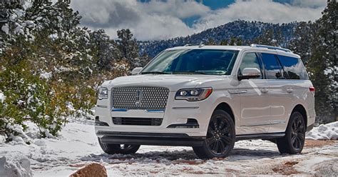 2022 Lincoln Navigator First Drive: Subtle Style Changes, More Tech ...