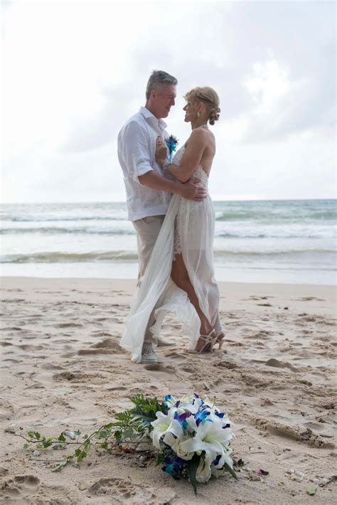 Beach Wedding Phuket Thailand - Unique Phuket Wedding Planners