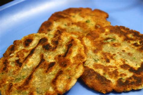 Singhara Flour and Potato Paratha Recipe