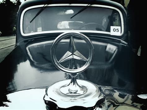 Mercedes | Classic mercedes, Mercedes benz logo, Mercedes benz amg