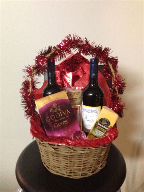 Wine and cheese gift basket | Cheese gifts, Cheese gift baskets ...