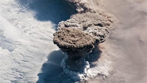 Raikoke Volcano's Eruption Captured From Space! Stunning Photos Shows ...